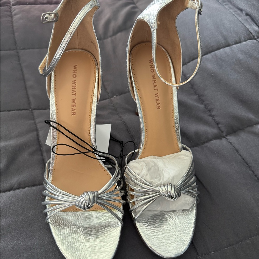 Who What Wear Metallic Silver Heels